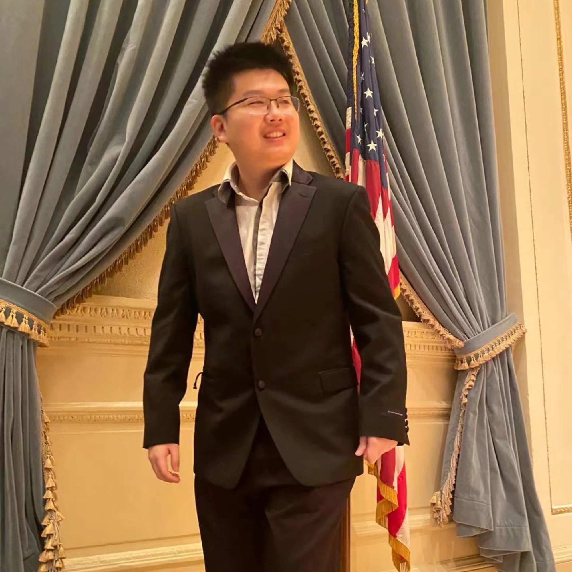 Xingyu Liu, concert pianist and piano teacher